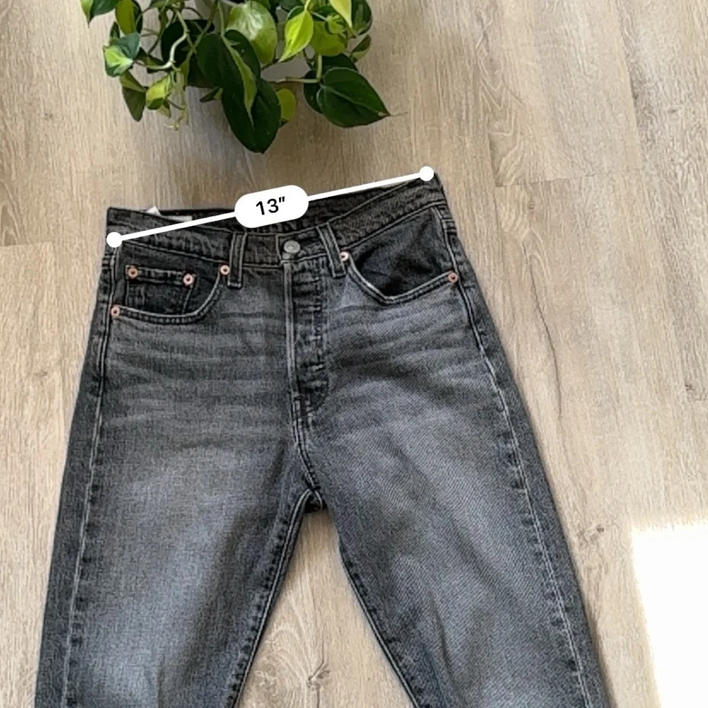Levi’s 501 Classic Black Faded Look size 25